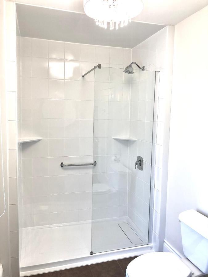 Samantha King Suite