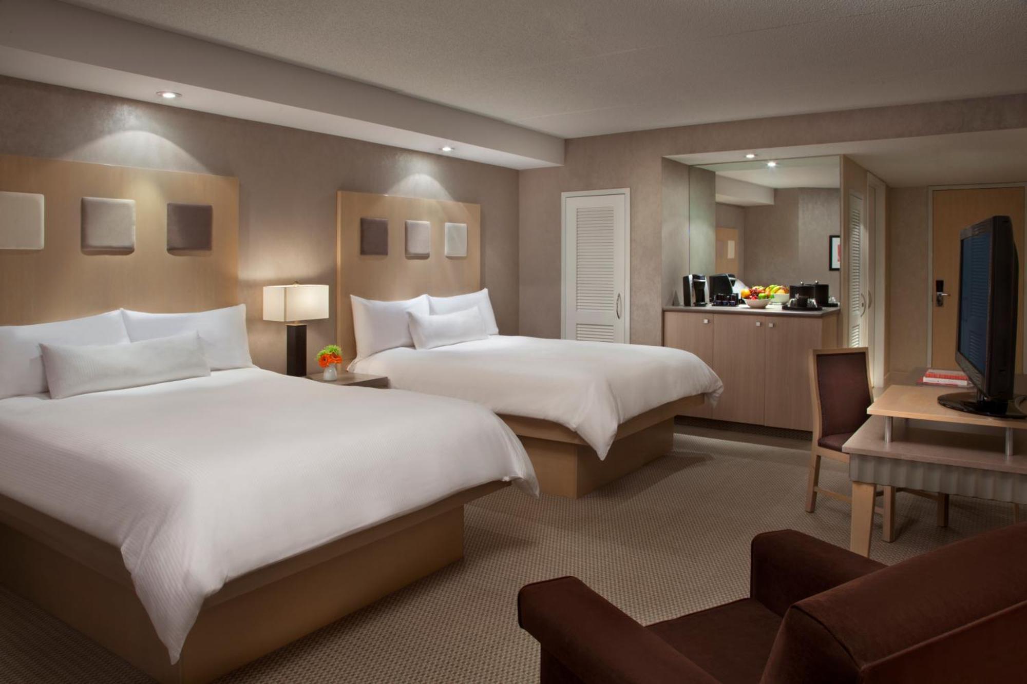Tower Queen Room Two Queen Beds