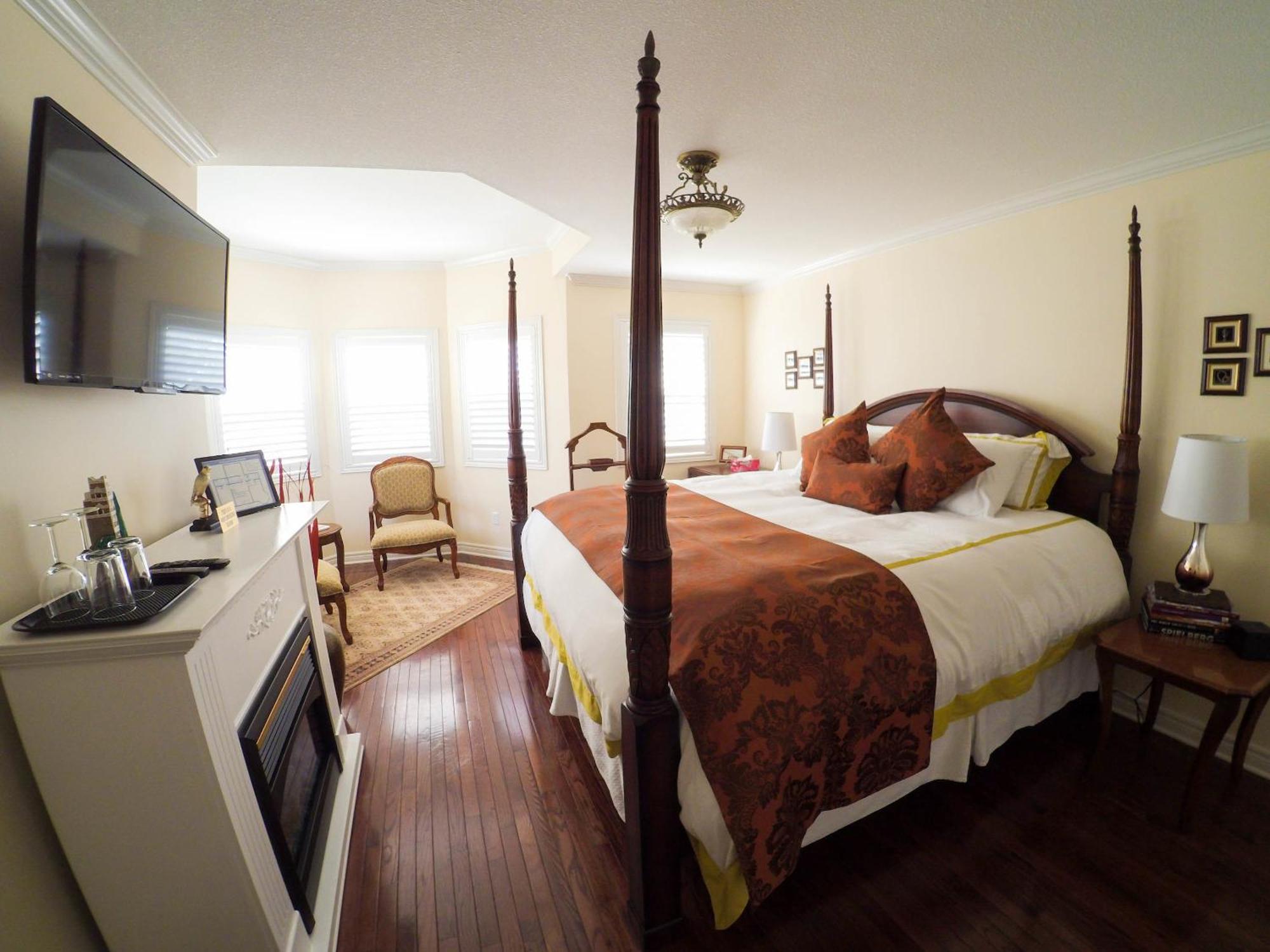 Superior King Room