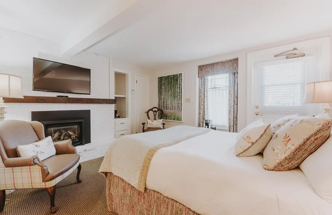 Moffat Inn-1