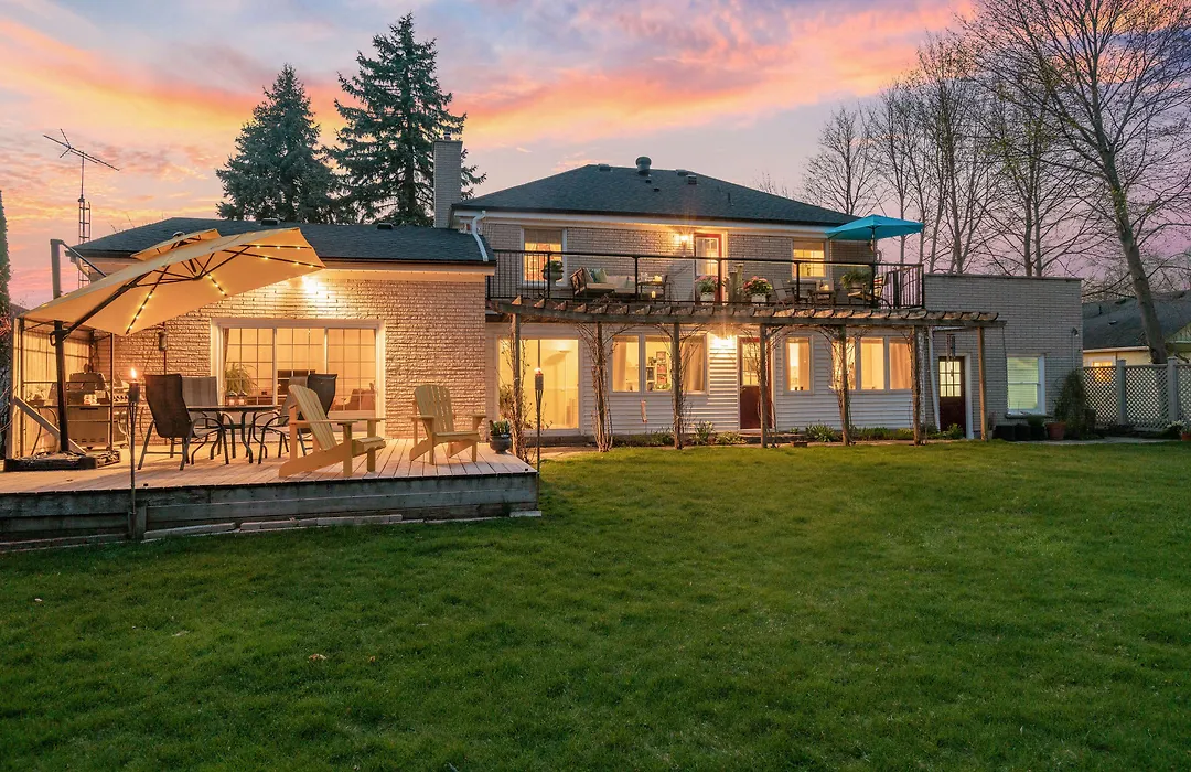 Abacot Hall Bed & Breakfast-1