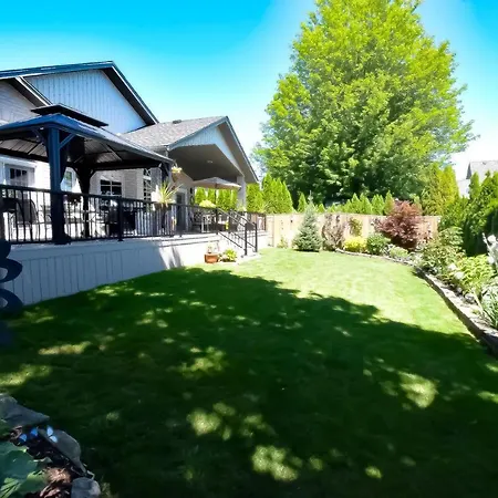 Graystone Bed & Breakfast-2