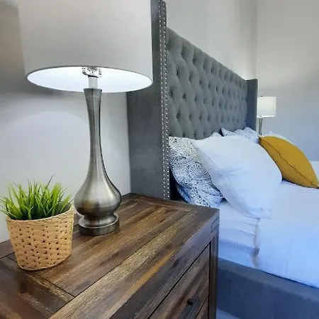 Inn On King Bed & Breakfast-3