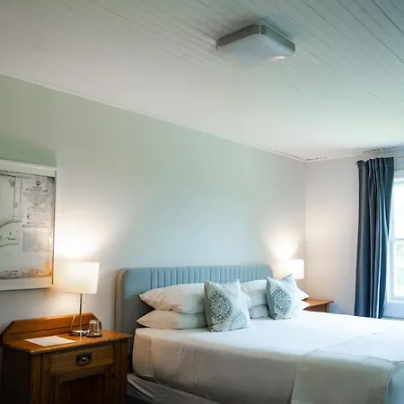 South Landing Inn-2
