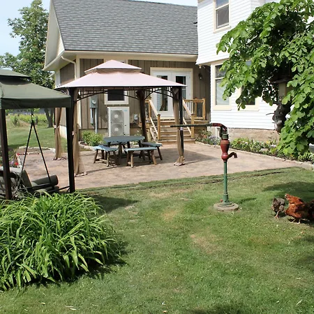 Green Oaks B&B-2