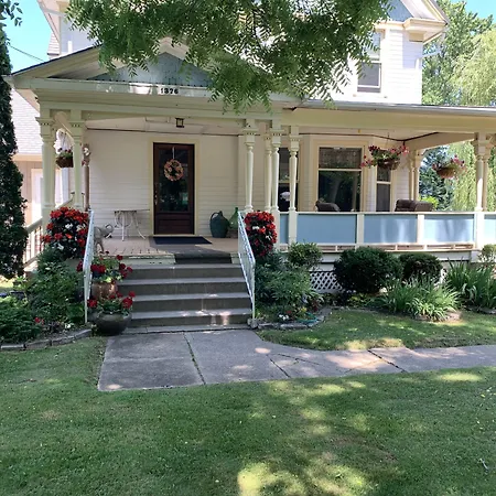 Green Oaks B&B-3