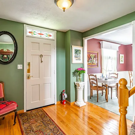 Abacot Hall Bed & Breakfast-2