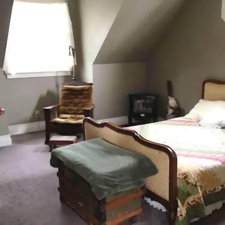 Antique Slumber Old Town Bed & Breakfast-2