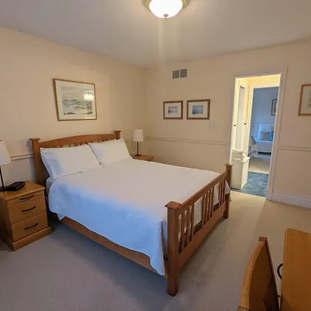 Dicksons Family Suite-3