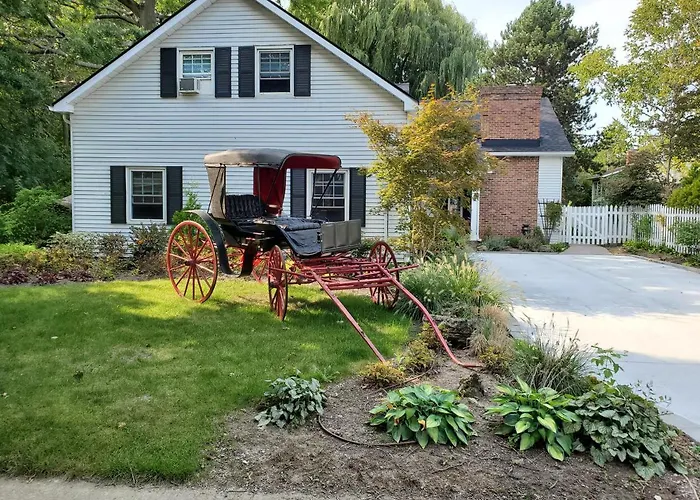 Upper Canada Coach House Niagara-on-the-Lake