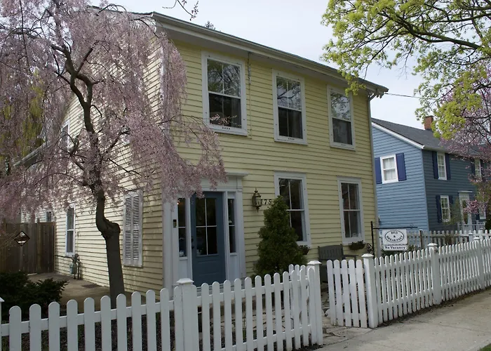 Queen Regent Bed & Breakfast Niagara-on-the-Lake