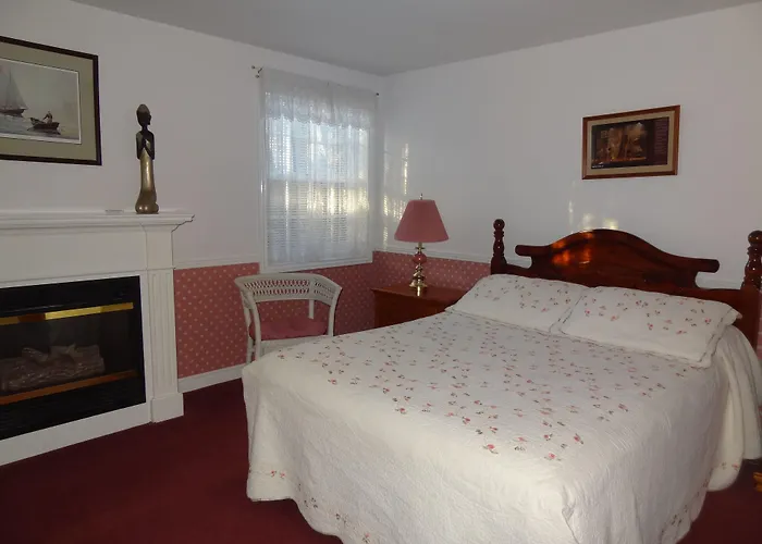 Canterbury Inn Niagara-on-the-Lake