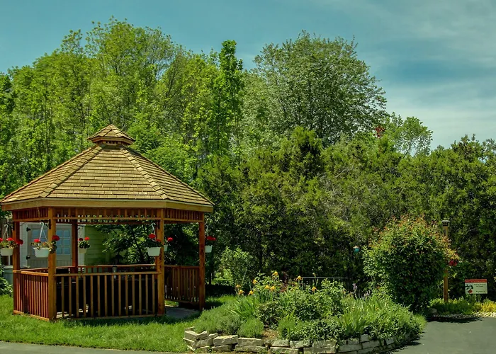 Williams Gate Bed & Breakfast Private Suites Niagara-on-the-Lake